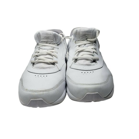 Reebok Men\'s Walk Ultra 7 DMX Max Sneaker Size 9.5 3XWhite